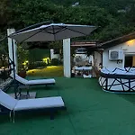 Tara Lapcici Budva